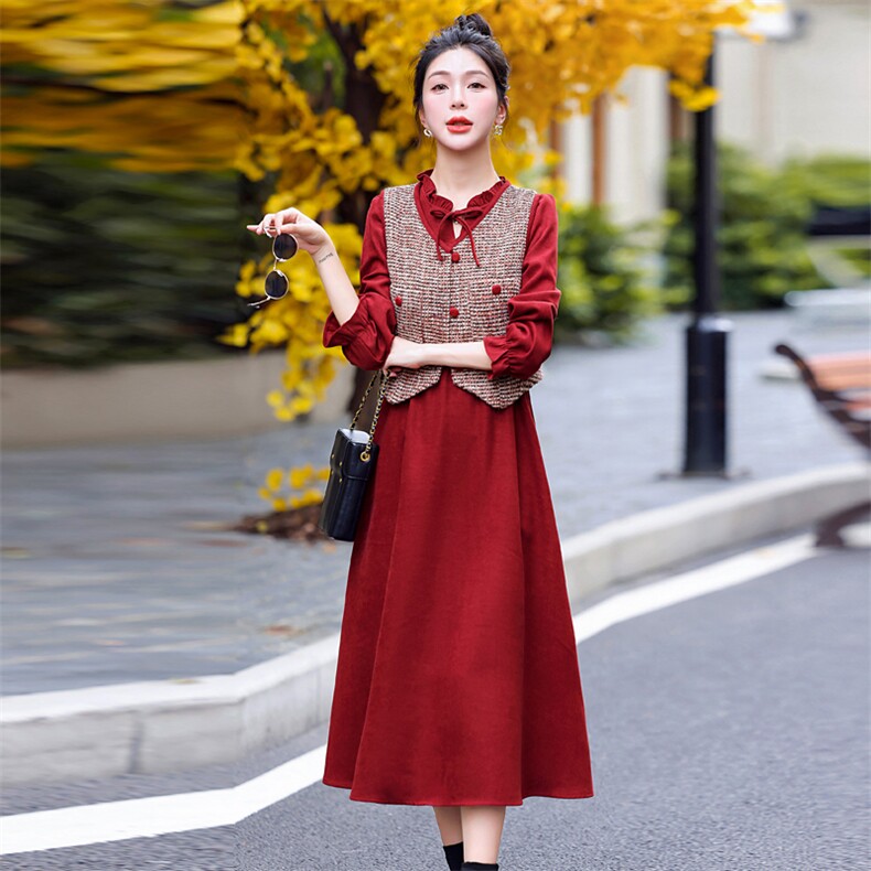 红色小香风马甲连衣裙女2025新款入春穿搭一整套高级感,女装连衣裙,意芙