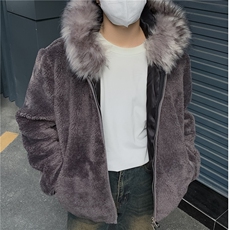 灰色