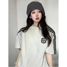 抖音得物品质二开240克宽松纯棉美式潮牌印花三条杠中性风短袖T恤，男装T恤，电商A486-1
