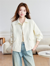 2026年春季翻领菱形格刺绣短外套上衣，女装短外套，简韵佳