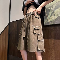 灰绿色