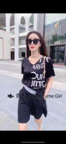 香水女孩 XSNH115597