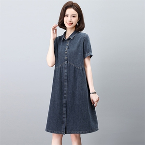 牛仔连衣裙女夏季2025新款宽松大码显瘦法式气质衬衫裙妈妈薄裙子图片