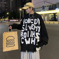 黑色