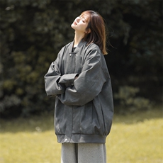 深灰色