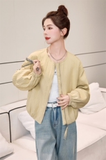 欧版短款圆领外套女2025春季新款设计感条纹小个子宽松显瘦上衣潮，女装短外套，米雪儿