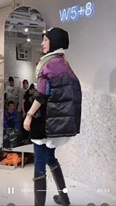 2021冬季新款撞色年轻时尚休闲拼丝绒潮流韩版宽松羽绒服图片