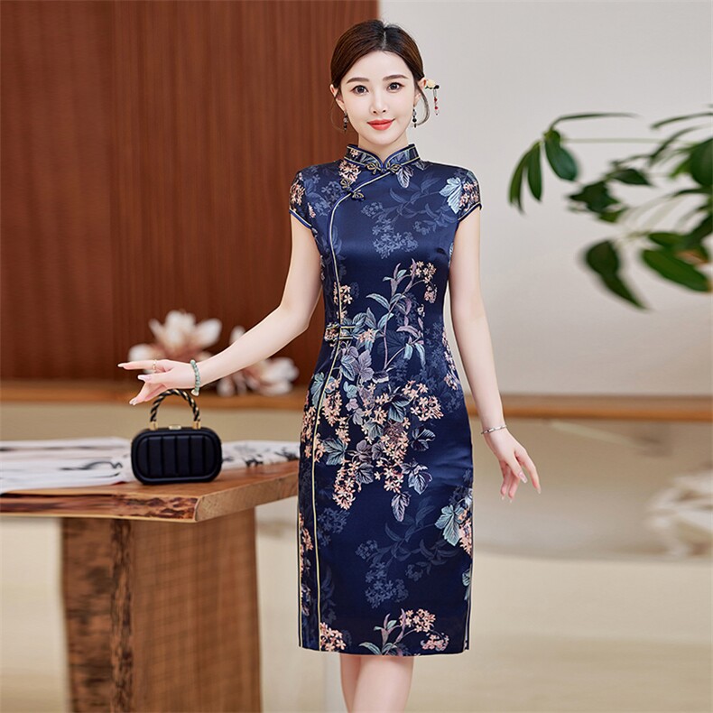 杭州品质真丝长裙复古印花连衣裙女春夏日常修身潮流桑蚕丝旗袍,女装汉服/婚纱/旗袍/礼服,小荷流