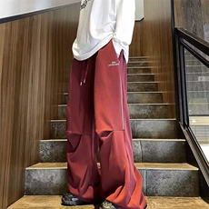 红色