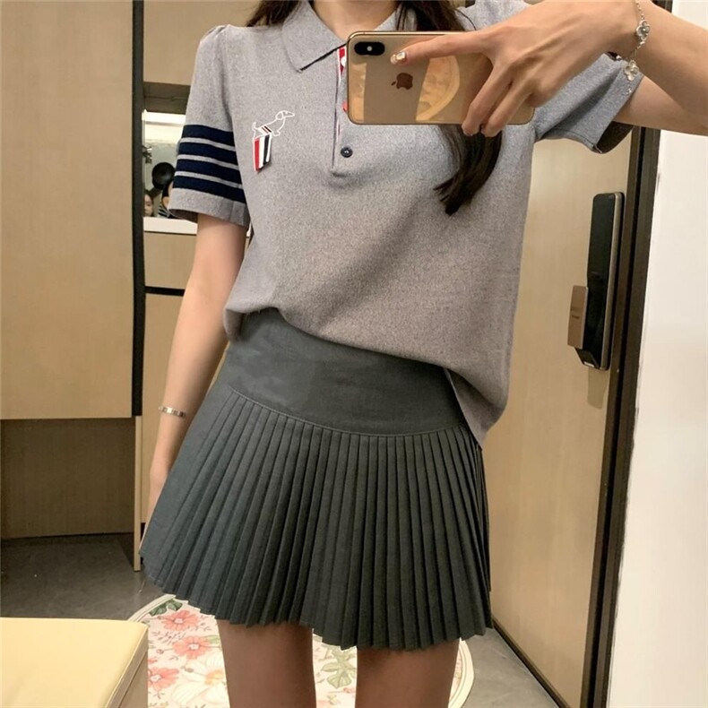 学院风胸前织带小狗刺绣针织POLO衫冰丝短袖T恤上衣女2025夏季款，女装T恤，宛庄羊绒