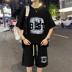 黑色
