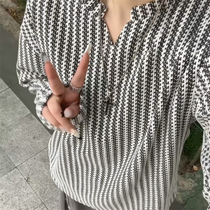 美式高街千鸟格子长袖T恤男女亨利V领英伦雅痞休闲宽松长袖打底衫图片