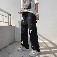 黑色