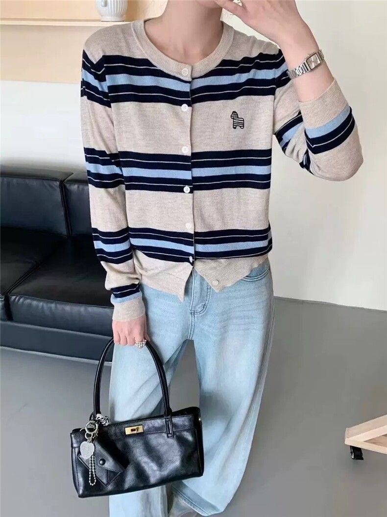 -复古撞色精纺羊毛条纹刺绣卡通图针织开衫,针织衫/毛衣,艾米娇羊绒
