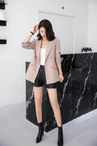 春季新款韩版微阔百搭纯色小西装，女装西装，名怡