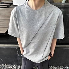 灰色