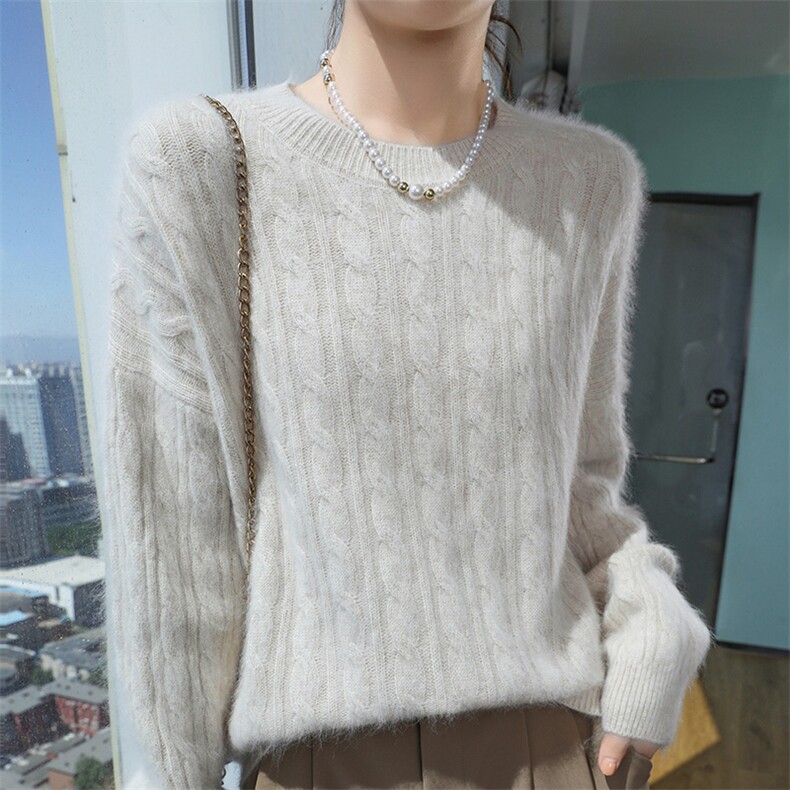 2025秋冬新款貂绒衫女圆领提花镂空针织毛衣宽松显瘦羊毛打底衫，女装针织衫/毛衣，冬贝尔貂绒