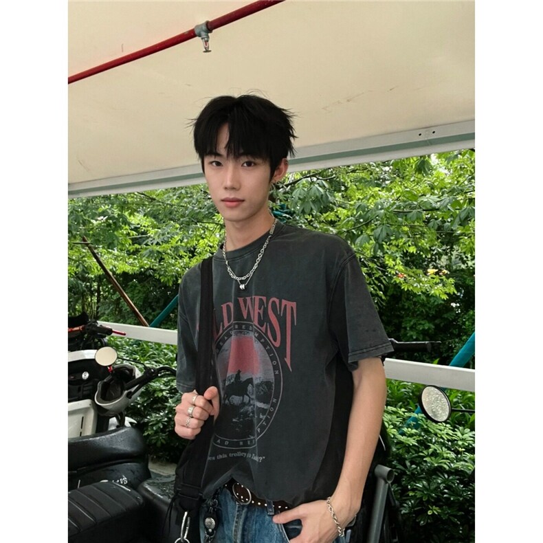 水洗做旧卡通印花短袖T恤男夏季新款青少年痞帅宽松休闲五分袖潮,男装T恤,星座601-1