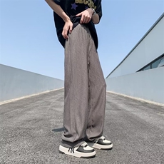灰色