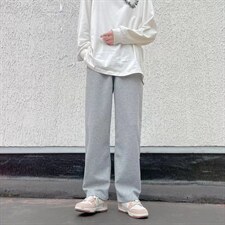 灰色
