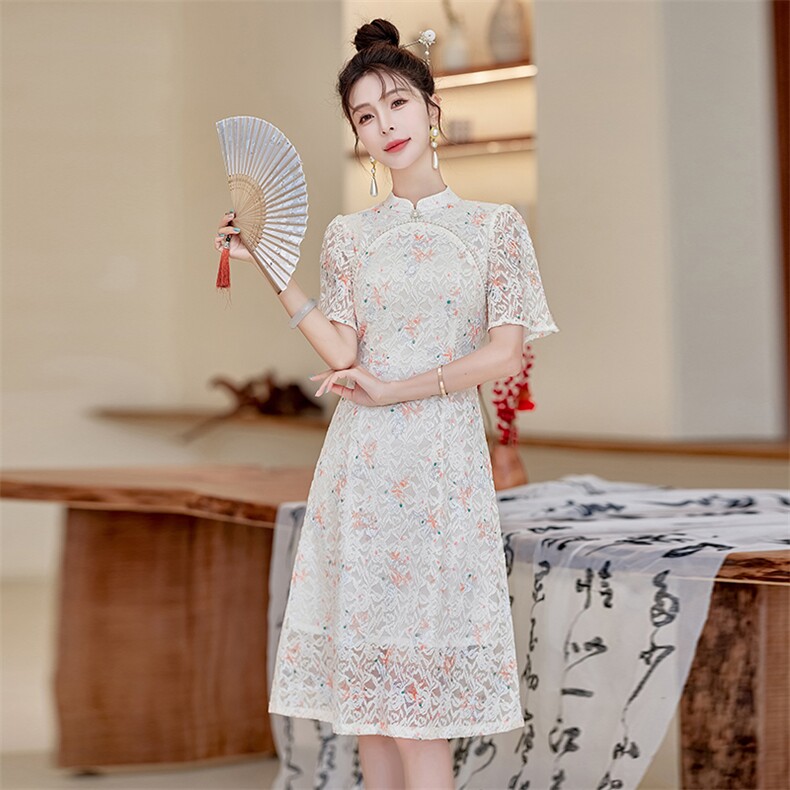 新中式绣花蕾丝连衣裙女夏季2024新款年轻款少女气质改良旗袍裙子,女装连衣裙,利佳可人