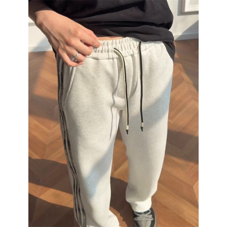 网络图，三条杠条纹男款休闲运动裤直筒卫裤XZ3020B-1-X21P38,男装休闲裤,星座302B-1