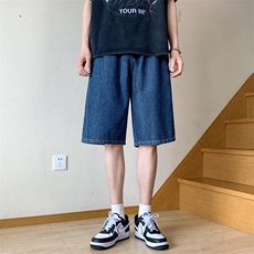 深蓝色