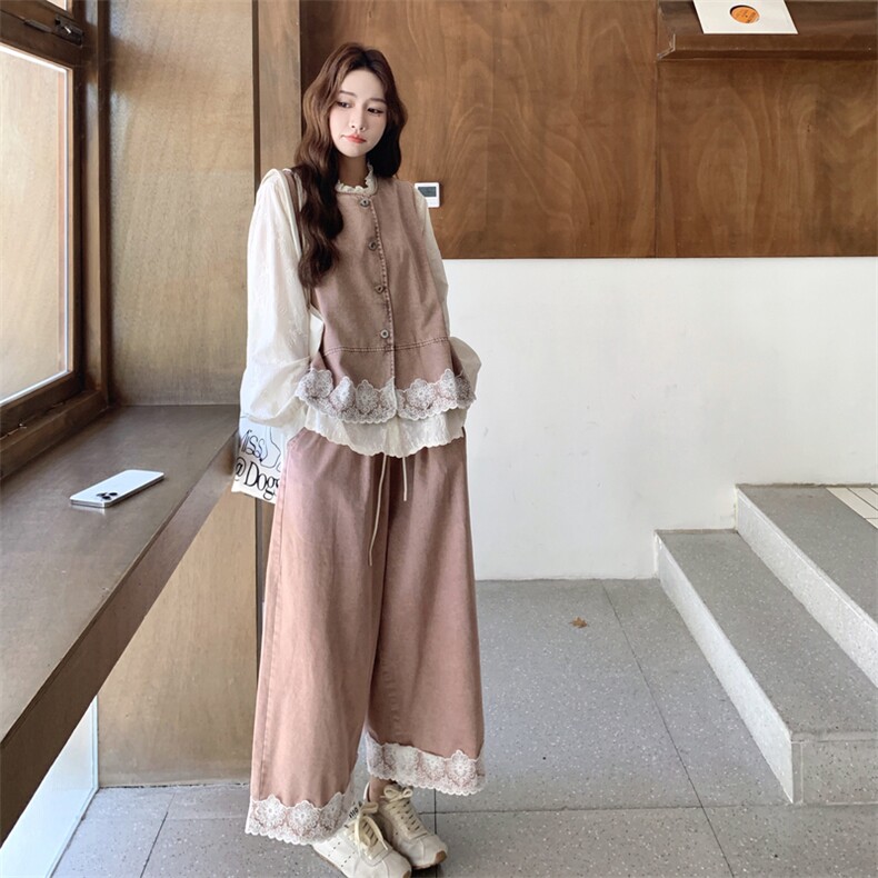 可盐可甜小个子休闲三件套女2025秋季新款蕾丝拼接衬衫马甲阔腿裤,女装套装/套裙,浙宝217