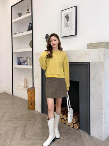 【现货】秋季新款珍珠字母绣花卫衣，女装卫衣/绒衫，法贝萱