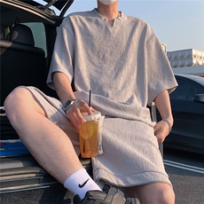 灰色