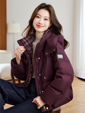 2025年冬季宽松连帽短款白鸭绒羽绒服短外套，女装羽绒服，简韵佳