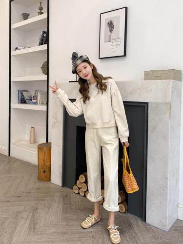 【现货】秋季新款珍珠字母绣花卫衣，女装卫衣/绒衫，法贝萱