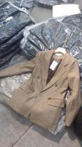 春款西服卫衣大量上市。，女装卫衣/绒衫，莱莱