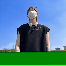 黑色