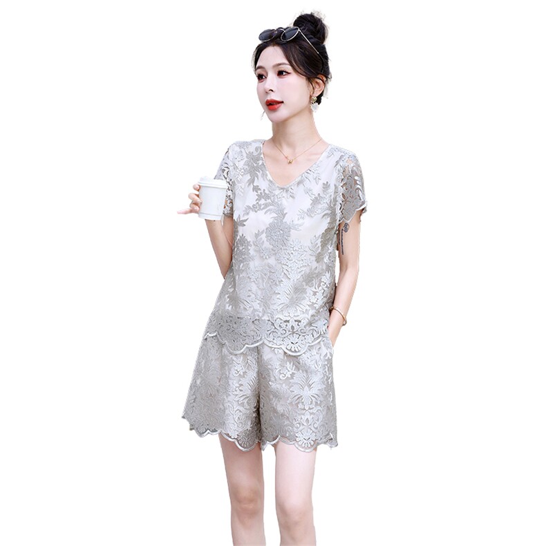 时尚蕾丝花边镂空套装女2024年夏季新款舒适休闲流行洋气两件套,女装套装/套裙,纯色衣恋
