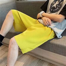黄色