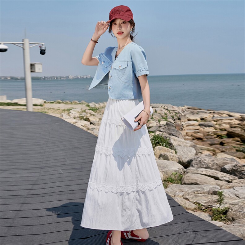 2025年夏新品现货度假风吊带蕾丝花边连衣裙+牛仔短袖两件套,女装连衣裙,臻衣坊