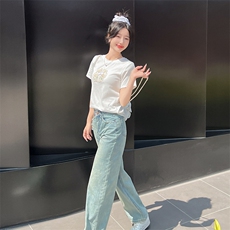 新款民族风刺绣牛仔套装女两件套显瘦时尚潮流，女装套装/套裙，凯芙莉服饰