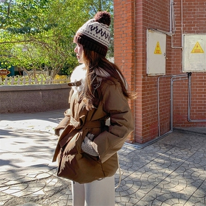 大毛领设计短款宽松羽绒服女2024冬新款气质白鸭绒羽绒服收腰外套图片