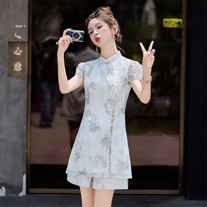 新中式套装女夏季2025新款洋气国风年轻款改良旗袍刺绣短裤两件套图片