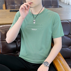 绿色