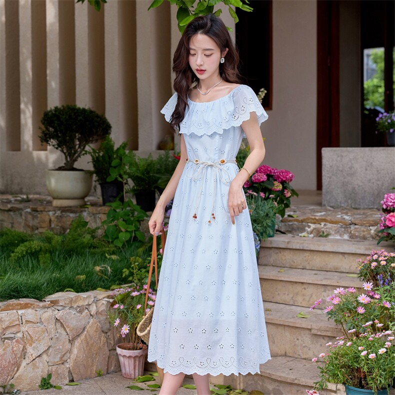 2025年夏季女新款时尚气质优雅修身显瘦度假风一字肩花边连衣裙,女装连衣裙,艾贝斯