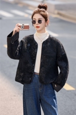 真兔毛绒短外套女冬季2025新品显瘦气质小众设计感新中式时尚女装，女装短外套，意芙
