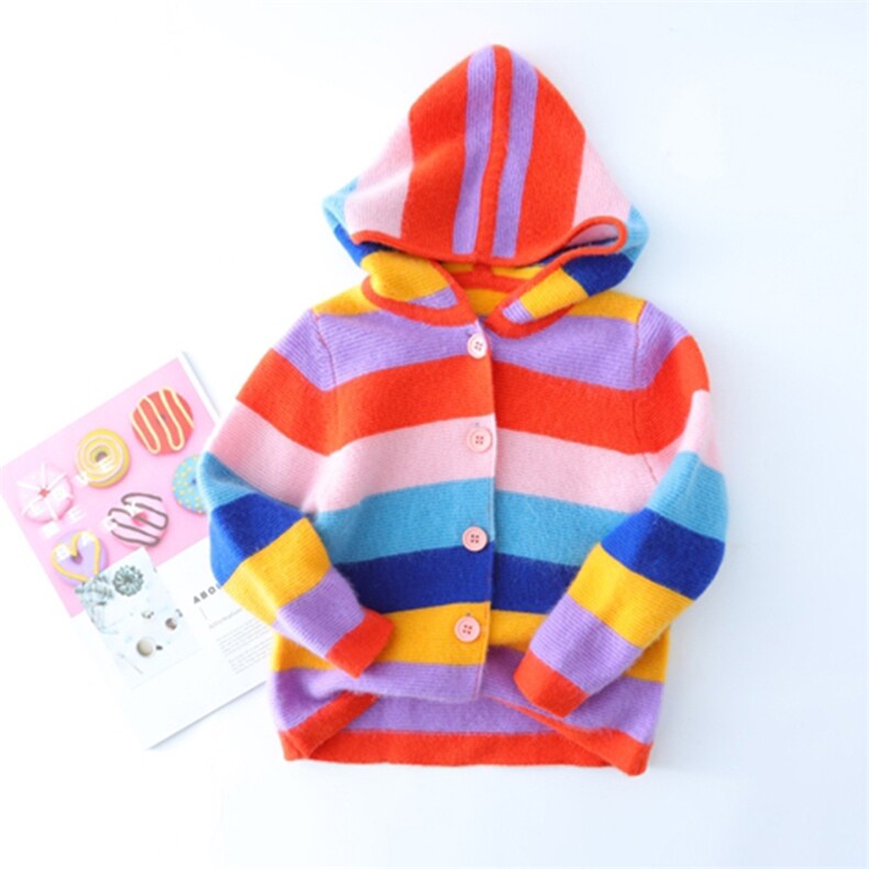 时尚儿童彩虹条纹连帽开衫羊毛材质可爱百搭宝宝毛衣外套，童装毛衣，宛庄羊绒