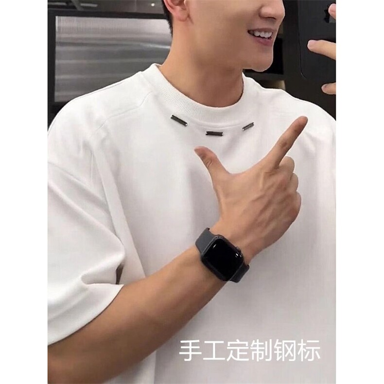 抖音得物品质二开240克宽松纯棉美式高街痞帅潮牌金属装饰短袖T恤,男装T恤,电商A486