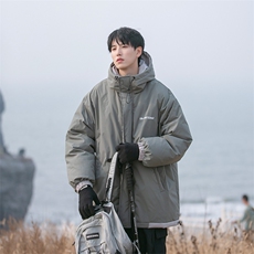 B225-W8521-P135-X178-纯色刺绣连帽棉服-材质-60%棉-40%聚酯纤维，男装棉衣，电商B225