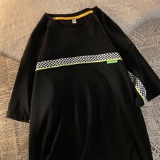 黑色