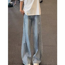 浅蓝色