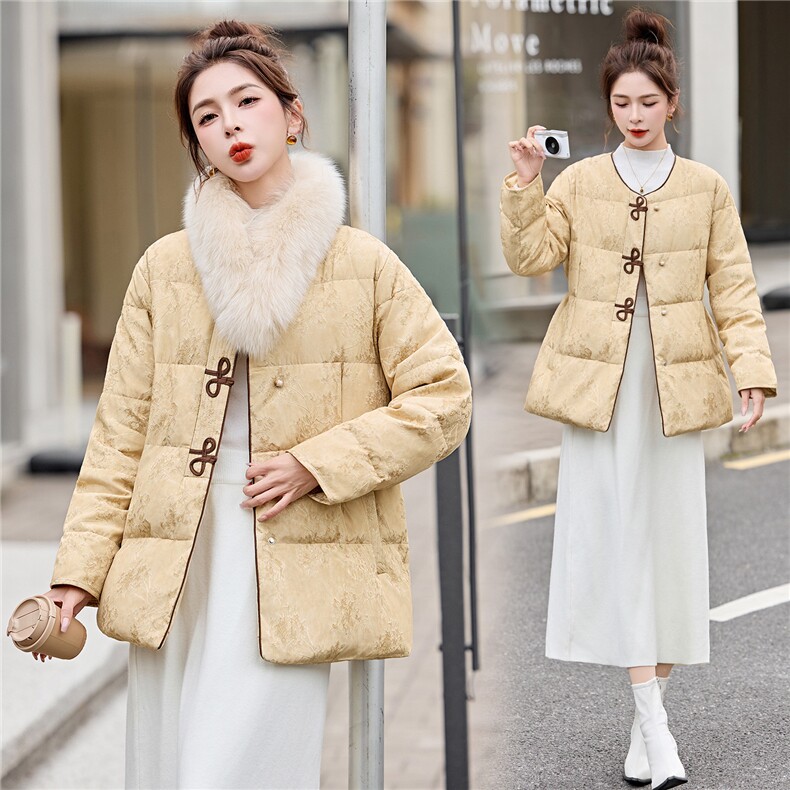 新中式时尚提花真狐狸毛羽绒服女2025年新款中长款外套90白鸭绒,女装羽绒服,润尚靓点