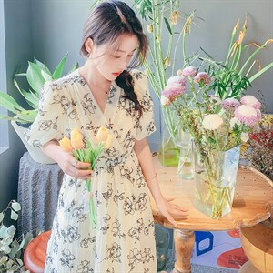爆夏新款现货！！植绒芍药花法式连衣裙，女装连衣裙，两个王小姐